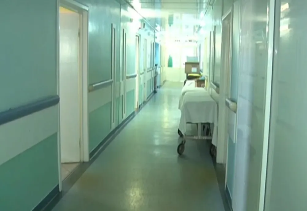 Avertizările medicilor după ce o elevă de 14 ani s-a înecat cu un jeleu la şcoală și a murit