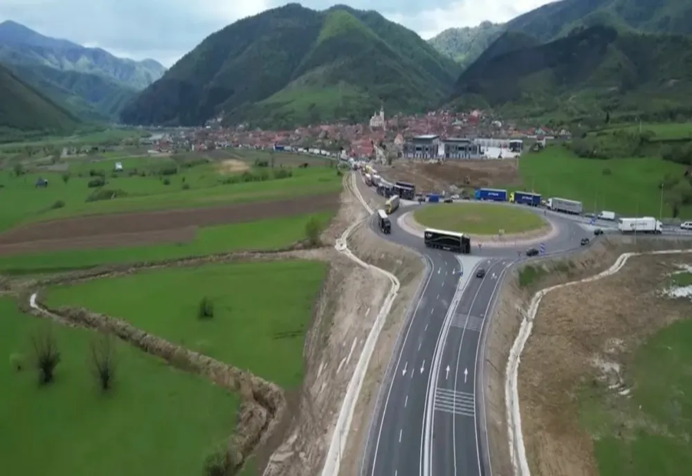 Lotul 1 al Autostrăzii Sibiu-Pitești a fost finalizat la cinci luni de la inaugurare, cu garanție dublă VIDEO
