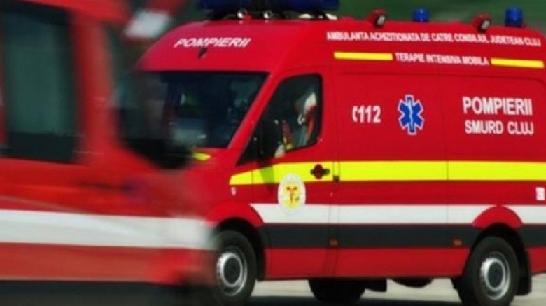 un_barbat_s_a_aruncat_in_raul_51063200