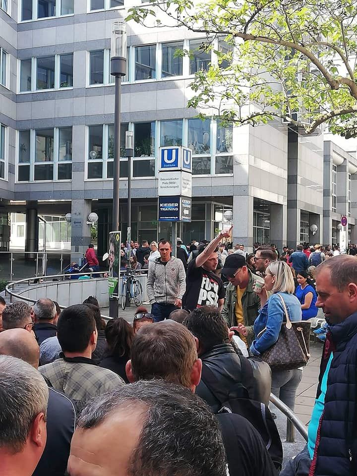 60896932_2721745894565824_3200524897864384512_n