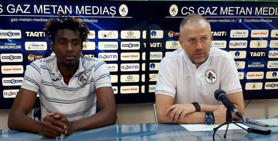 8a9c03346e5cabc40f2cfbdcfabd8355_w940