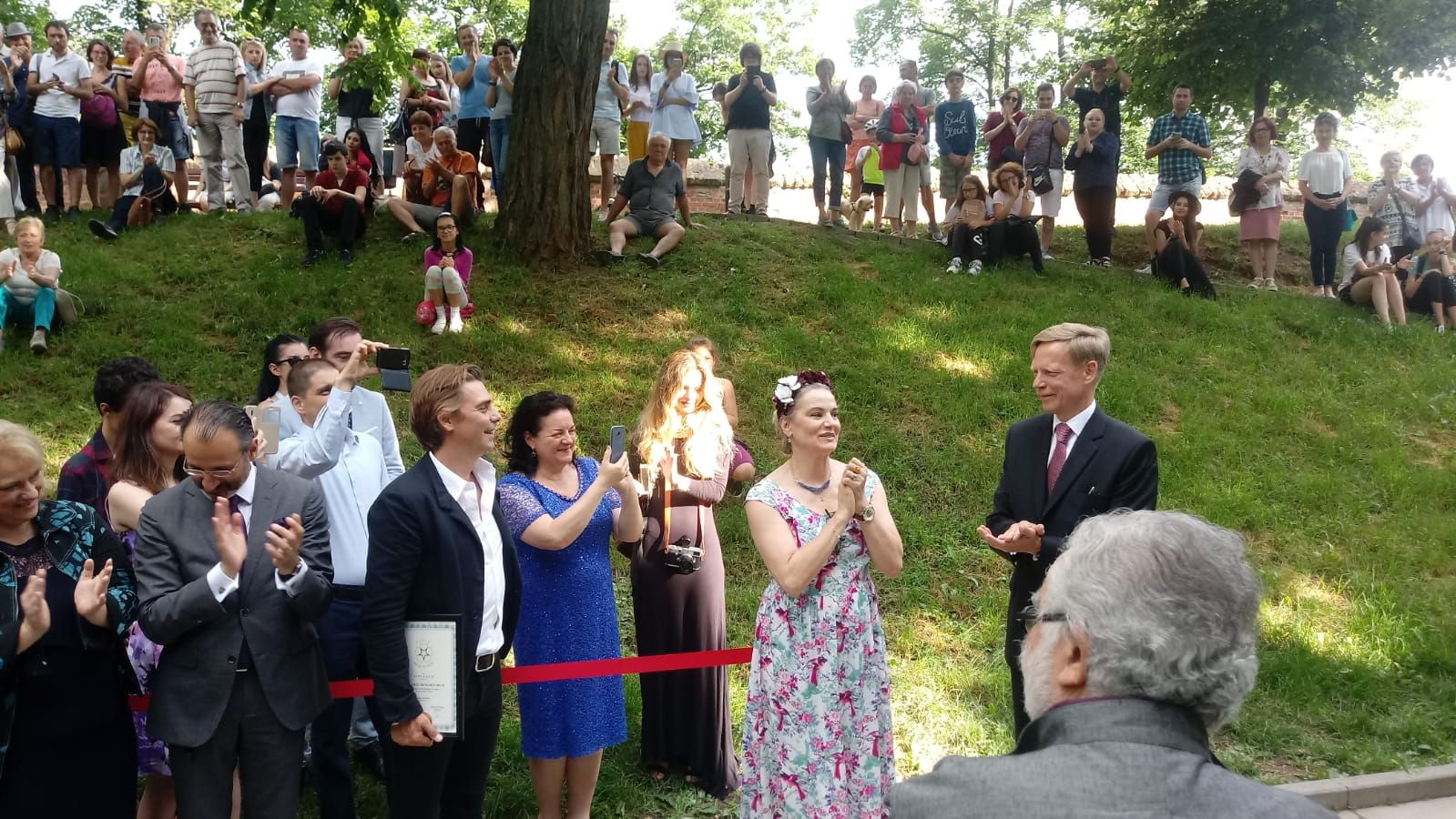 a7e2531a-e07d-4917-9b99-3f0bc55c4726