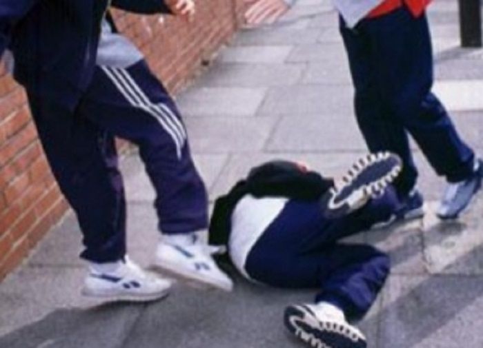 bataie_intre_baieti_scoala_13790900