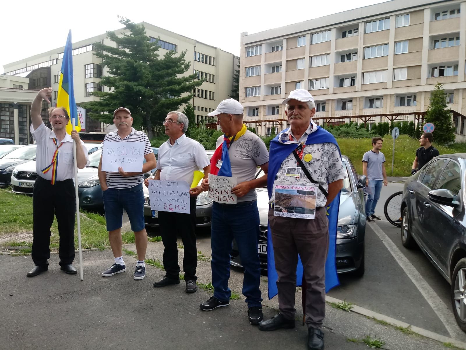 bd51b003-baeb-485f-9012-791451cb2270