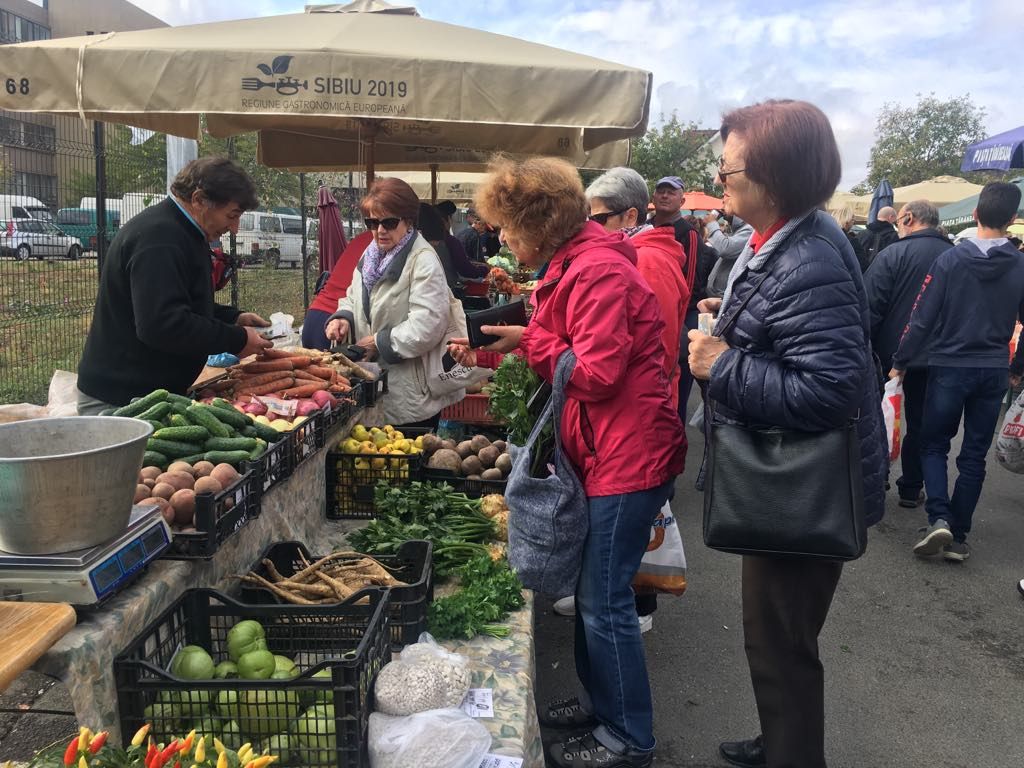 71814587_538229513600255_5714040987567783936_n