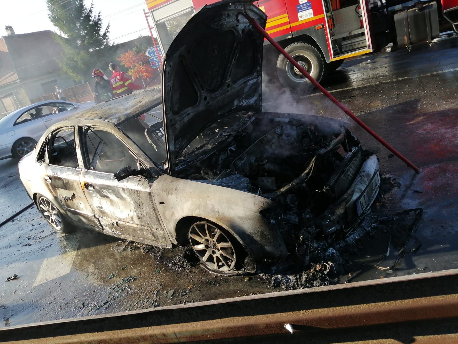 incendiu masina 1