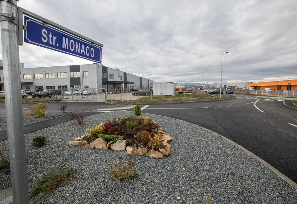 Strada Monaco din zona industrială vest a Sibiului a fost modernizată