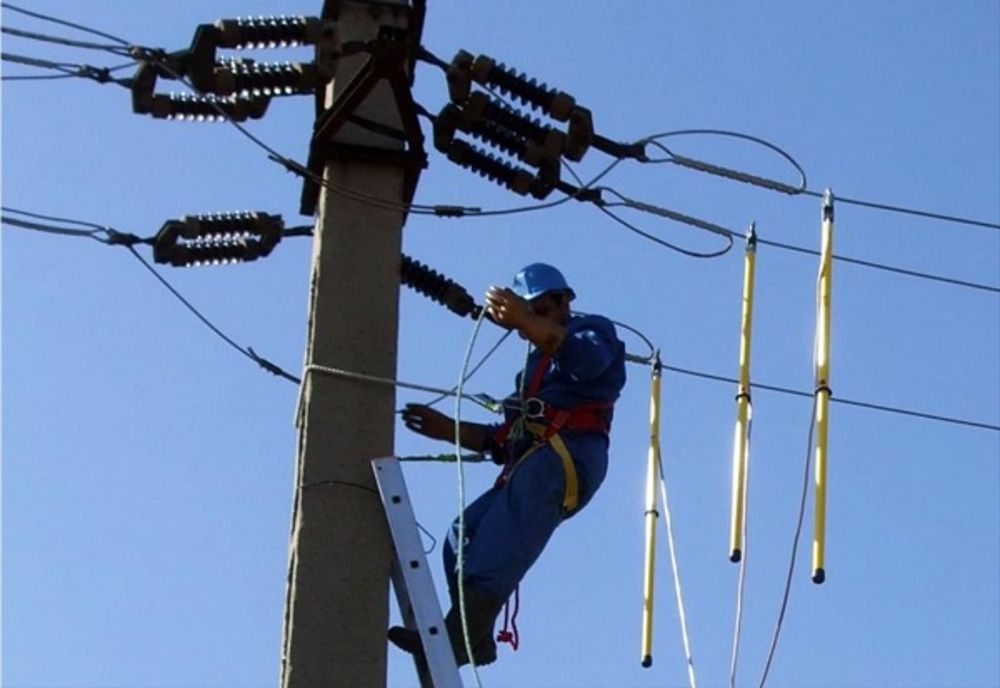 Joi se va întrerupe curentul electric pe mai multe străzi din Cisnădie