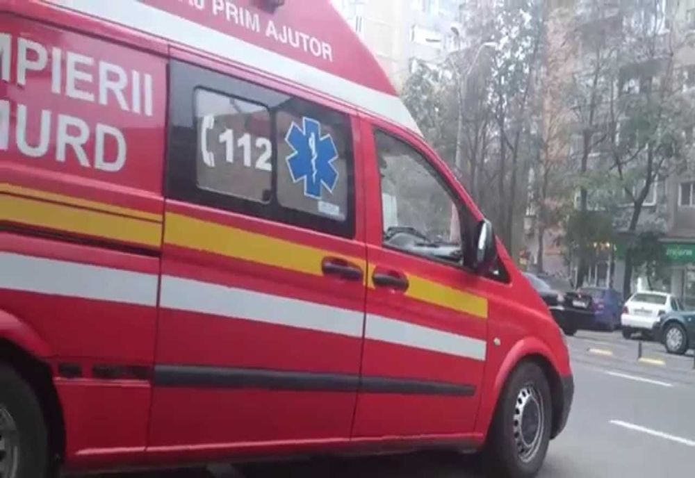 Accident pe strada Mihai Eminescu din Mediaș. Un bărbat a ajuns la spital