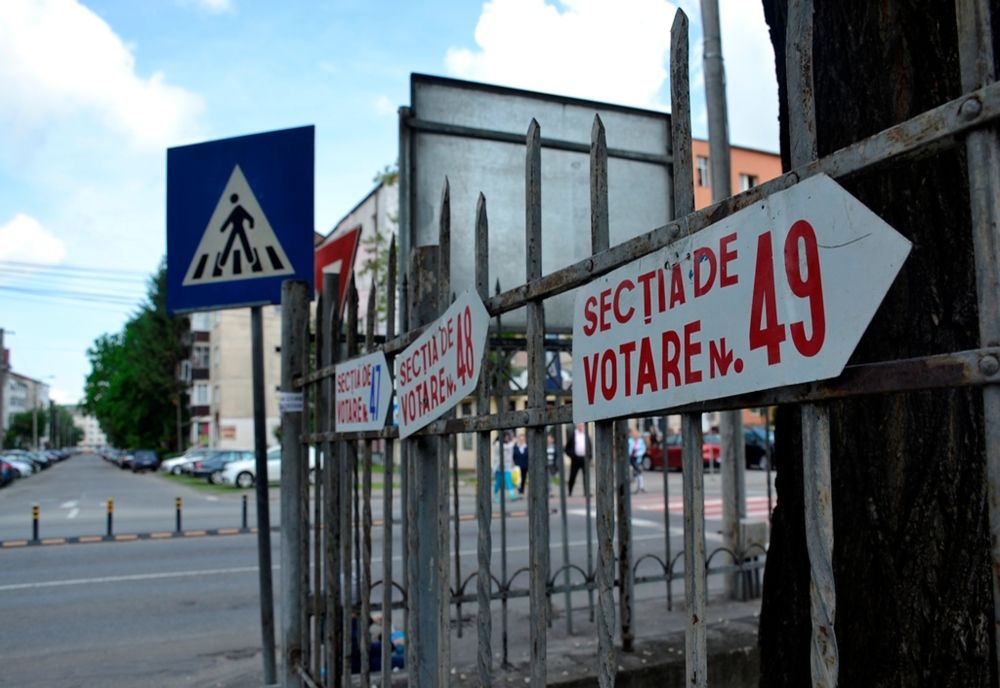 Alegeri prezidențiale. Aproximativ 60 000 de români au votat la deschiderea urnelor 