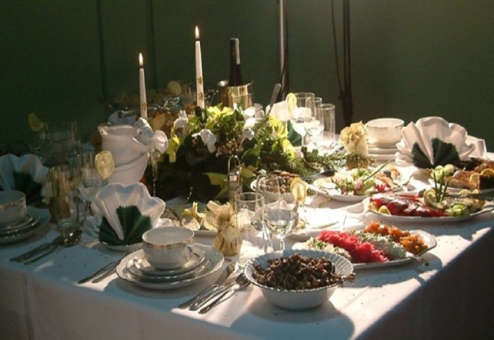 Ce NU trebuie să lipsească de pe masa de Crăciun? Este extrem de important!