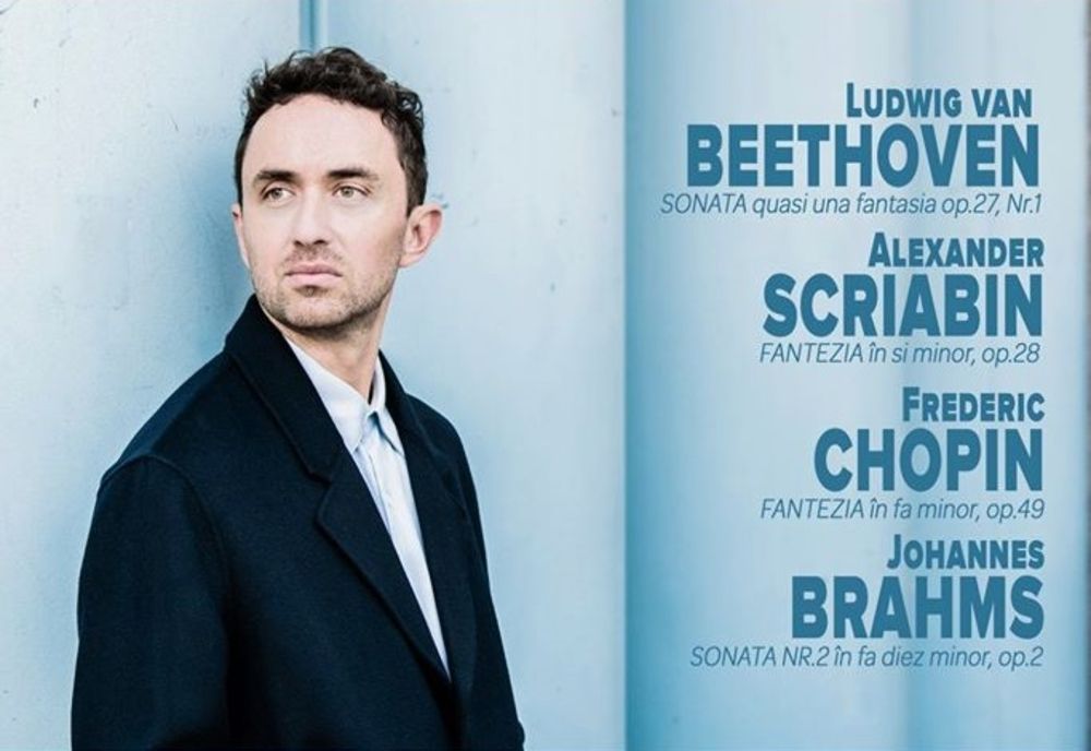 Recital de pian, în Sala Oglinzilor a FDGR