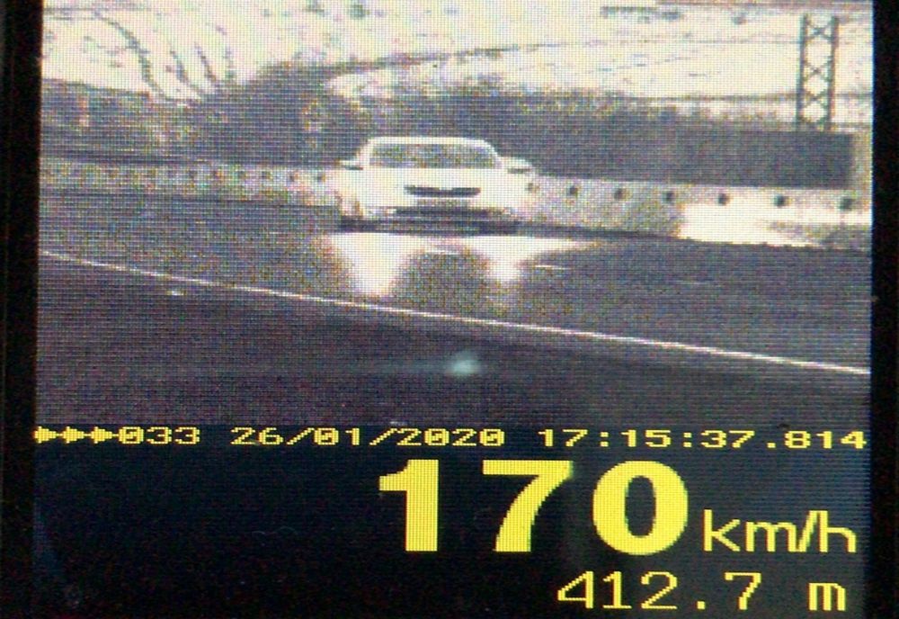Un brăilean, pe DN1, cu 170 km/ oră. A fost amendat și a rămas fără permis pentru următoarele trei luni