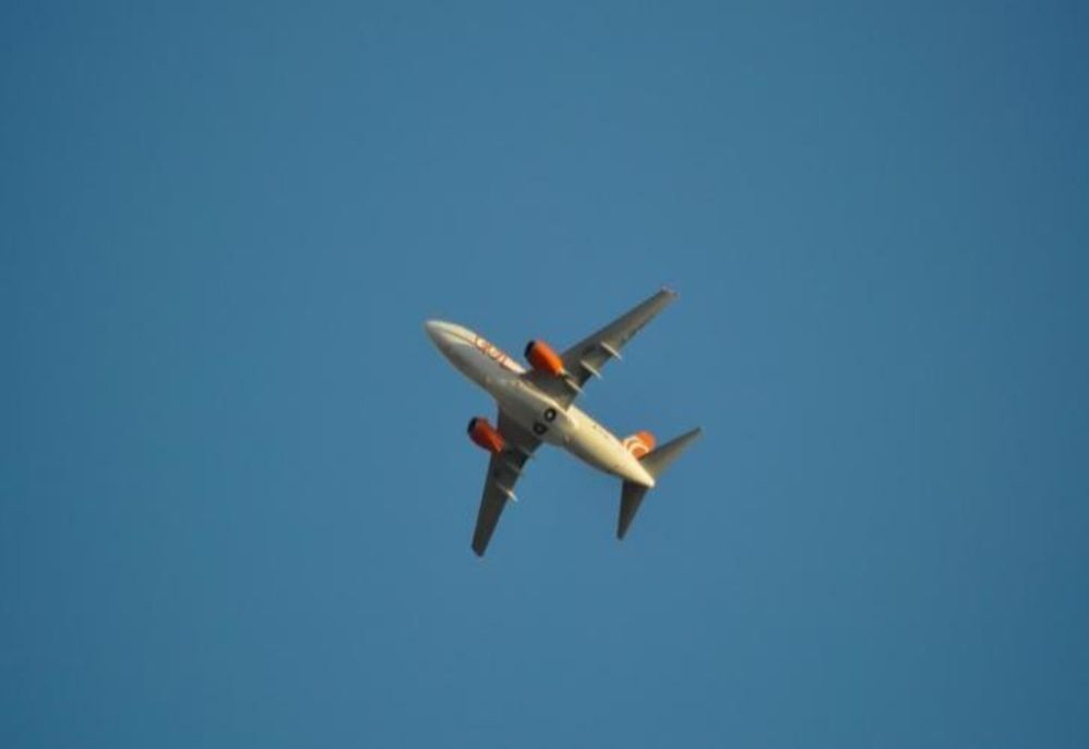 Italian cu febră mare, aterizat pe Aeroportul Internațional Sibiu, preluat de ISU. I se vor recolta analize pentru coronavirus