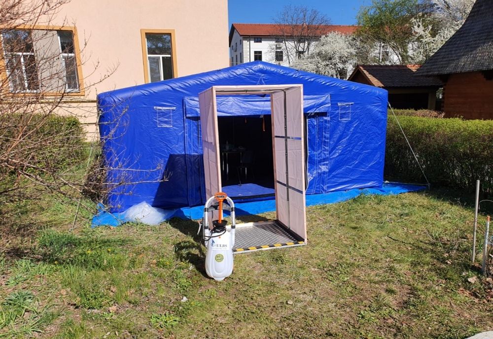 CORONAVIRUS. Profesorii ULBS au construit o stație de decontaminare pe care au donat-o Spitalului Județean Sibiu