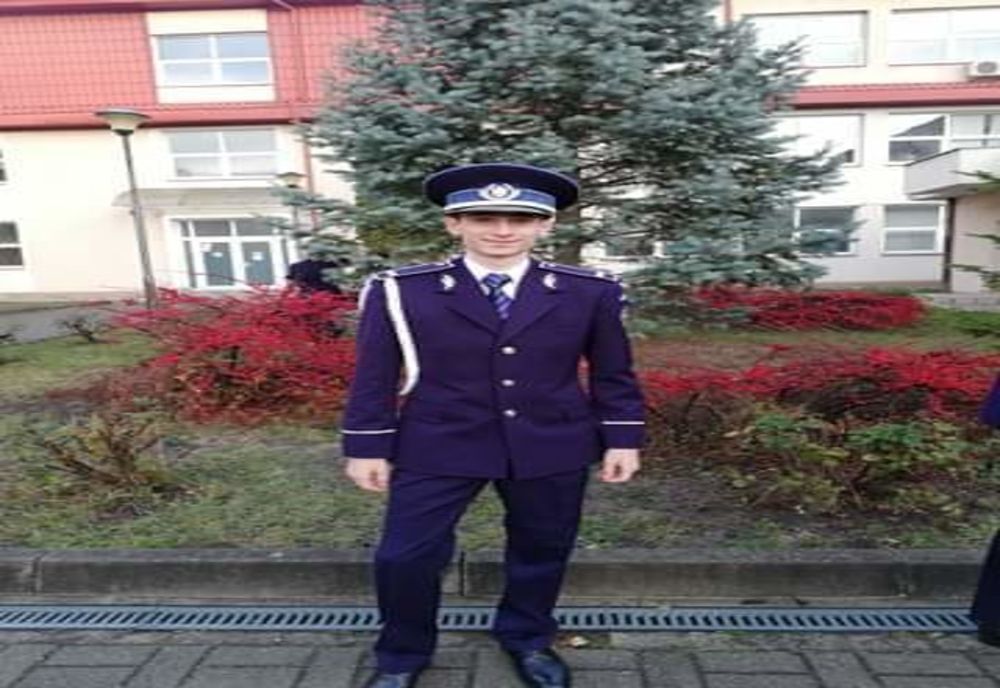 Un polițist din Șeica Mică a făcut un gest mare pentru o femeie de 80 de ani