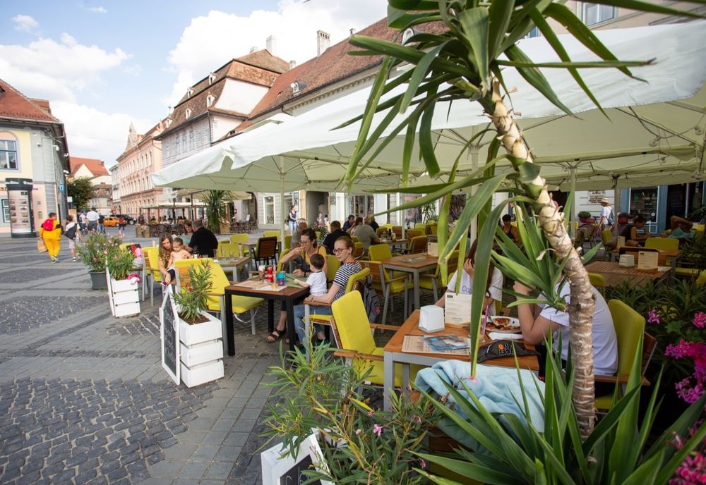 Taxă specială pentru terasele din Sibiu
