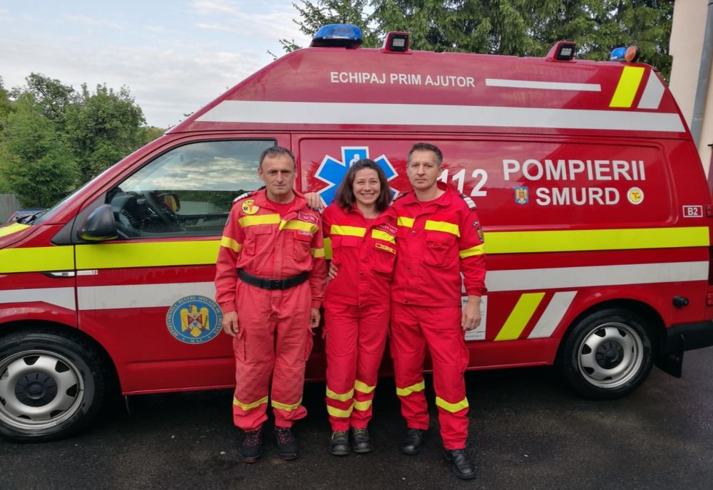 O fetiță nu a mai avut răbdare și a venit pe lume chiar în ambulanța SMURD