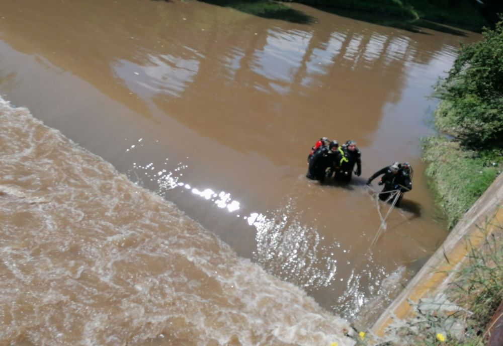 Fetița căzută în Cibin, încă de negăsit. Echipajele ISU au căutat-o până în Olt