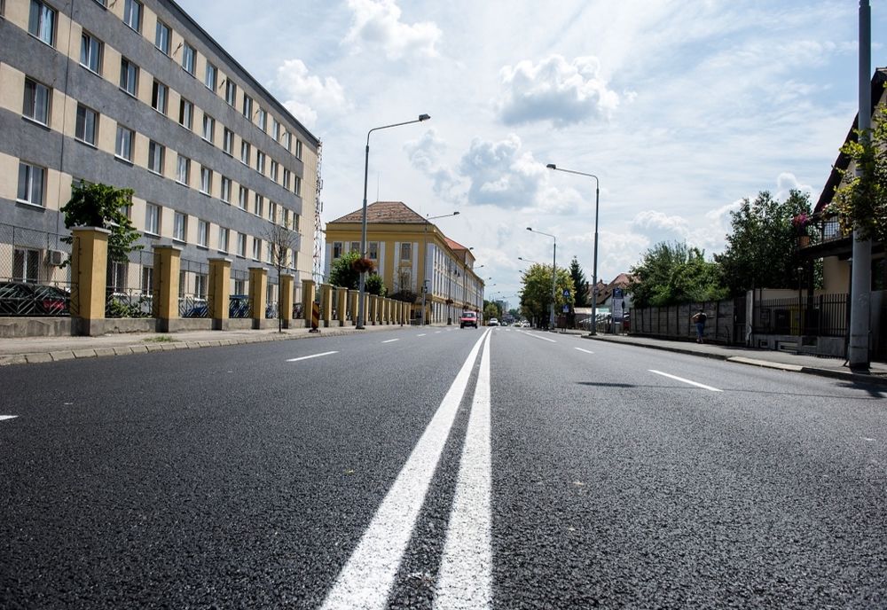 Iluminatul public de pe patru mari bulevarde din Sibiu, modernizat