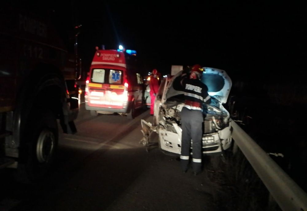 Accident pe A1! Un TIR şi 4 autoturisme implicate!