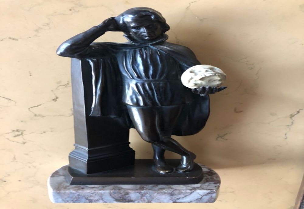 Klaus Iohannis își joacă soarta politică pe mâna lui Florin Cîțu, crede Adrian Năstase