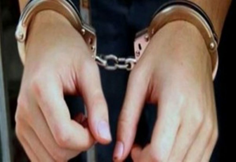 Arestat preventiv, cercetat penal pentru mai multe infracțiuni