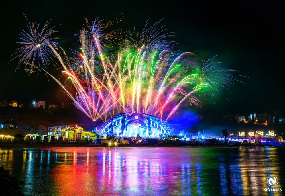 Neversea anunță primul val de artiști