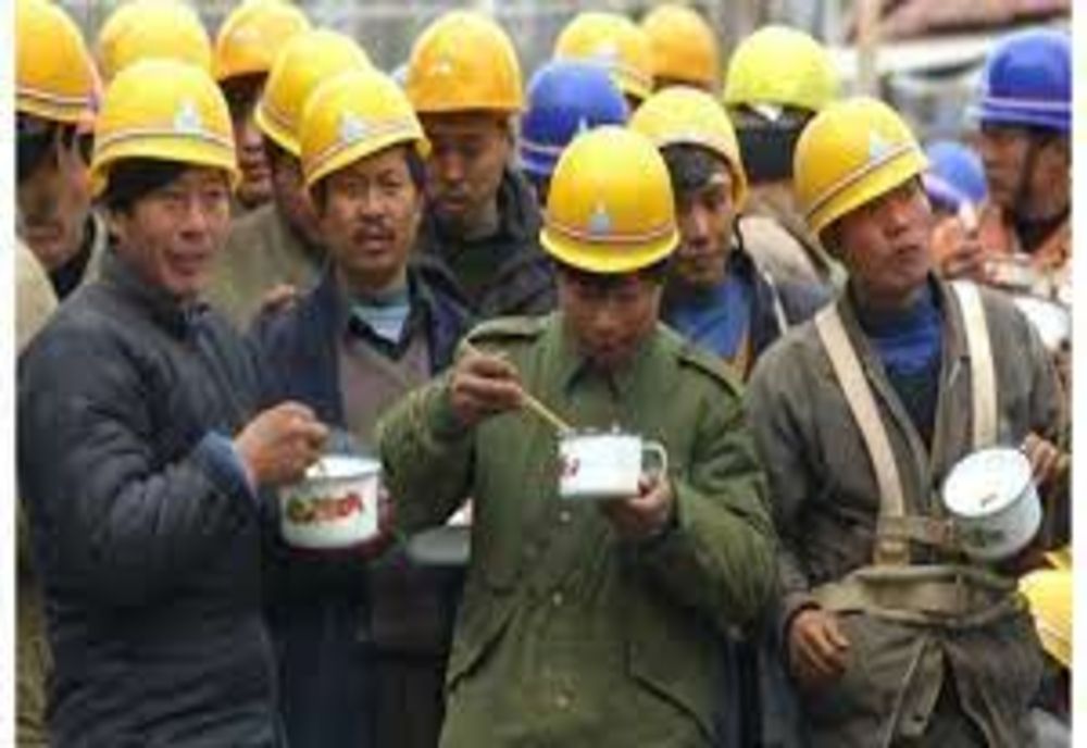 100.000 de muncitori străini vor veni să lucreze în România în 2022