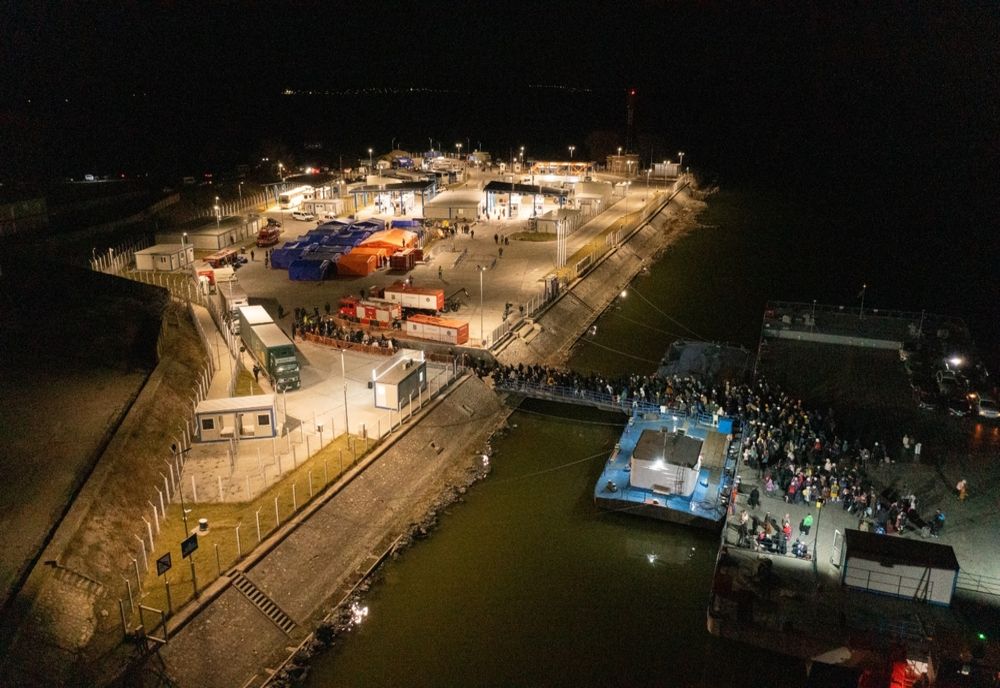 Peste 16.000 de cetăţeni ucraineni au intrat marți în România