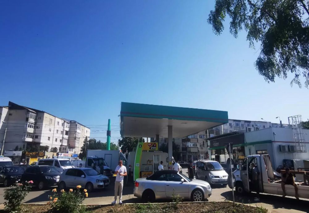 Transportatorii amenință și ei cu proteste de amploare, după ce șoferii de rând au blocat benzinăriile