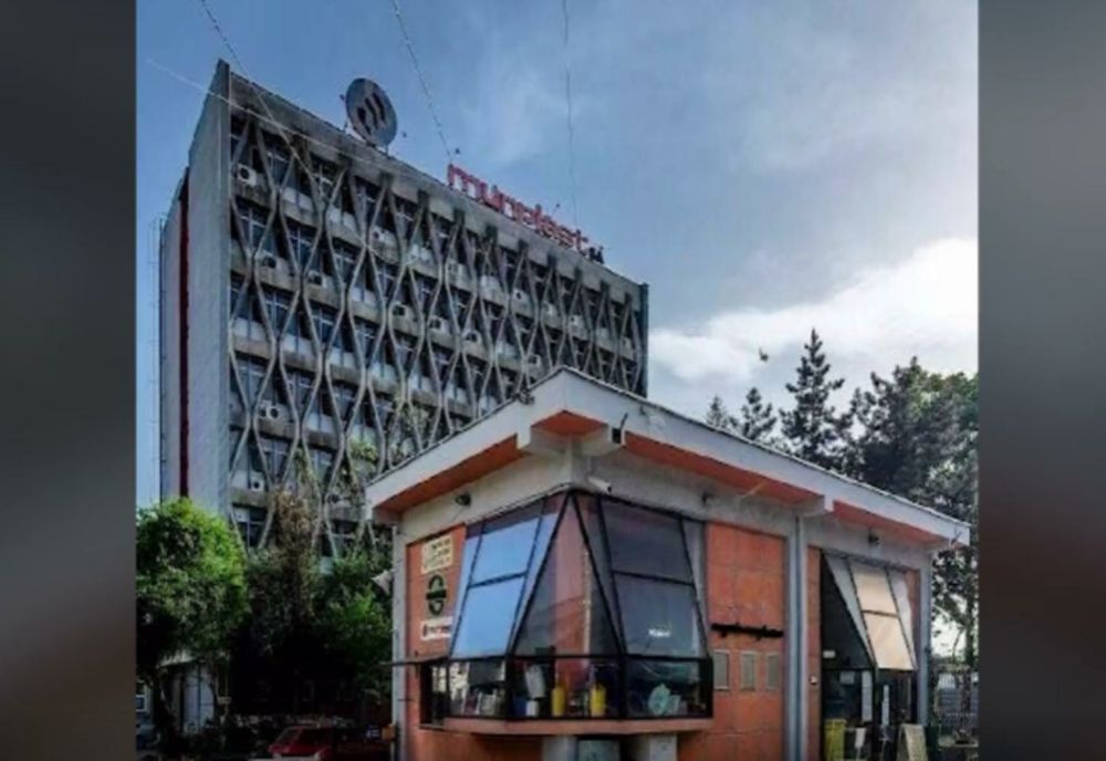 SCANDALUL demolării fabricilor românești. Dorin Iacob: Niciun guvern nu a venit cu o strategie. S-a prăbușit, de fapt, o industrie