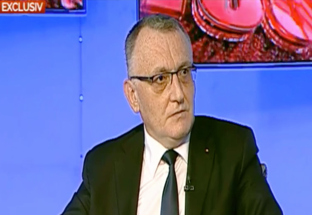 Ministrul Educației: "Schimbare radicală în modul în care se acordă bursele pentru elevi"