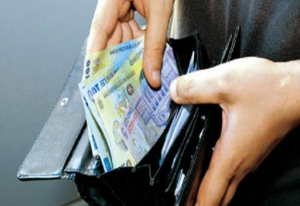 Salariul minim pe economie de 3.000 de lei - Sindicaliștii cer majorări de la 1 ianuarie de la Guvern
