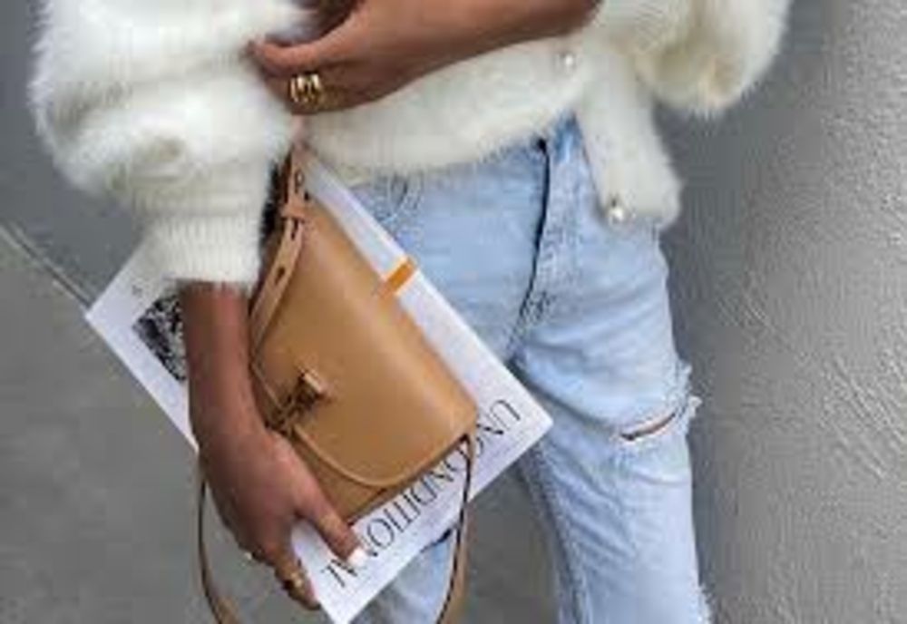 Cum să depistezi un produs fals. 4 metode care nu dau greș și pun pe fugă escrocii care încearcă să îți vândă produse „de firmă”