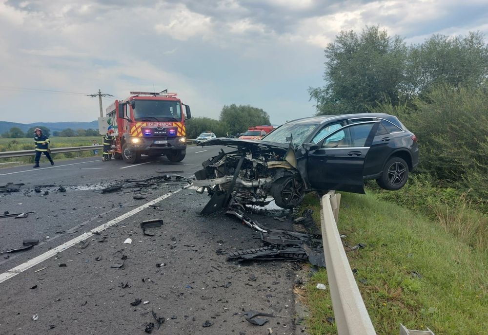 Grav accident pe DN1. Un tânăr de 19 ani a murit