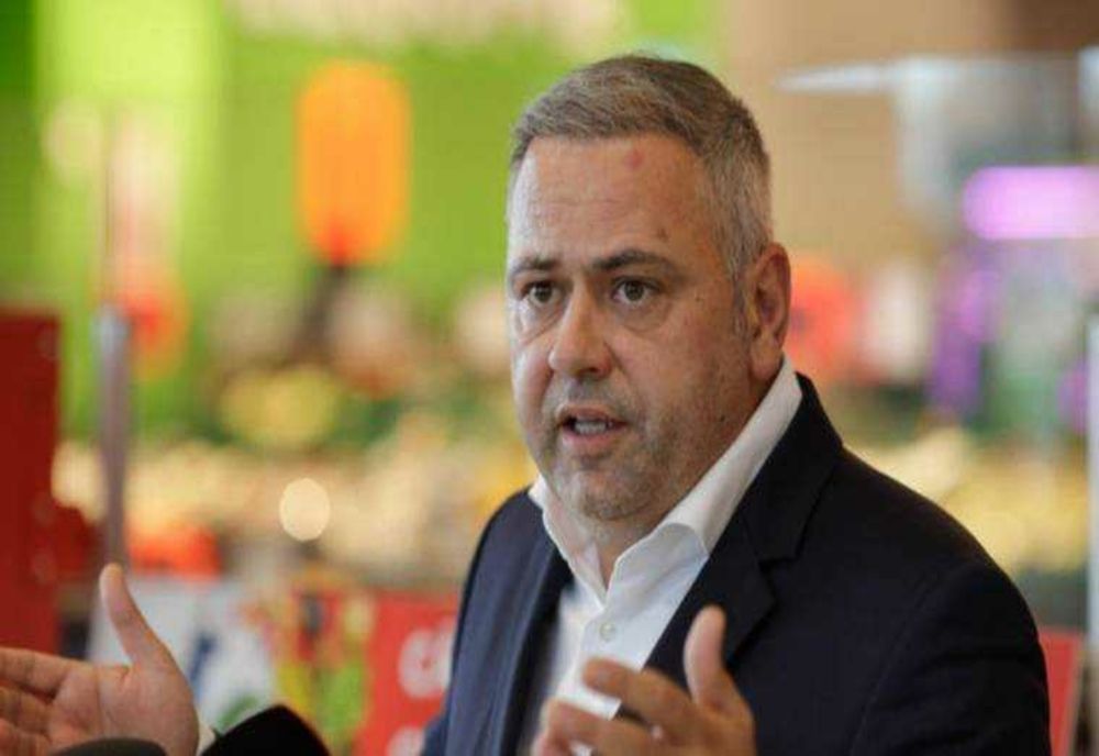 FLORIN BARBU PROPUNE TĂIEREA INVESTIȚIILOR ÎN STADIOANE PENTRU A SUSȚINE AGRICULTURA