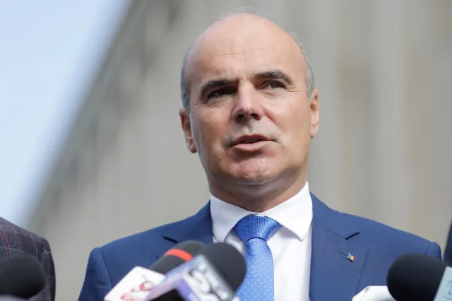 Rareș Bogdan:”Bolojan duce PNL într-o zonă progresistă, de stânga”