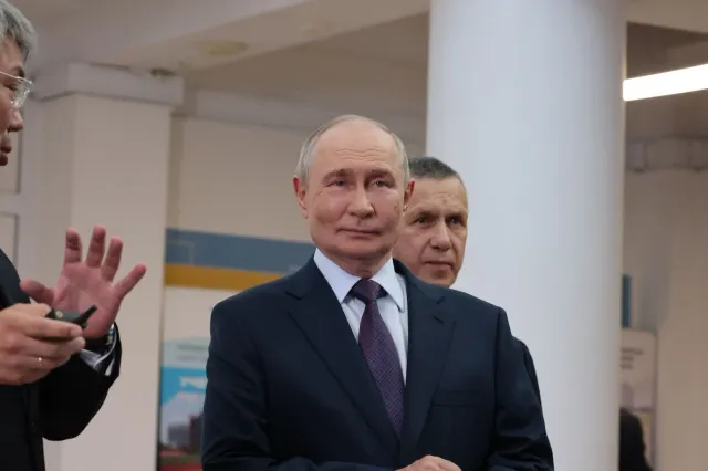 Putin, înconjurat de măsuri de securitate fără precedent la Vladivostok. O mitralieră antiaeriană ar fi mers în convoiul prezidențial