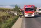 BRAȘOV. O mașină s-a răsturnat în șanț după ce a evitat impactul cu o basculantă