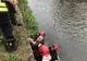 Pompierii au salvat un bărbat căzut în râul Cibin