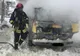UPDATE: Un microbuz a luat foc în curtea unui operator economic