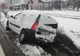Update: Bărbat rănit după ce un străin a intrat cu TIR-ul în mașina lui