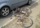 Biciclist de 43 de ani, băut, a căzut pe carosabil și a ajuns la spital
