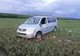 A furat un microbuz și s-a răsturnat cu el, pe DJ 106F