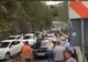 Scandal pe Transfăgărășan din cauza mașinilor parcate pe carosabil