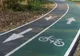 Biciclist lovit de maşină chiar pe pista pentru biciclete
