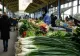Greşeala pe care multă lume o face când cumpără salată şi ceapă verde