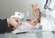 Un medic cu 20.000 de lei salariu cerea ȘPAGĂ alimente de la bolnavi: caz REVOLTĂTOR la Sibiu