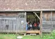 Cinematograful din șură, proiecție specială de film documentar pentru copiii din comuna Roșia
